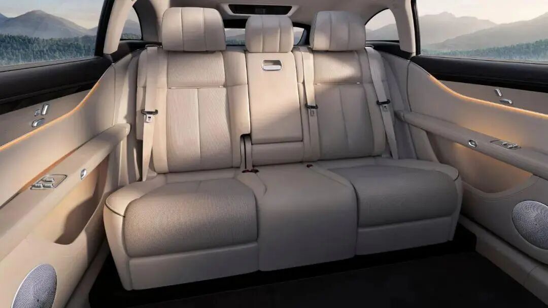 享界_享界S9T猎装车 鸿蒙生态旅行车 双动力架构1200km续航