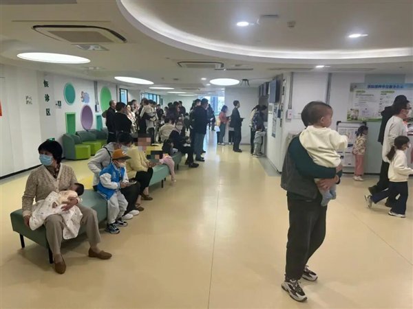 南京江北区某社区医院 财联社记者/摄