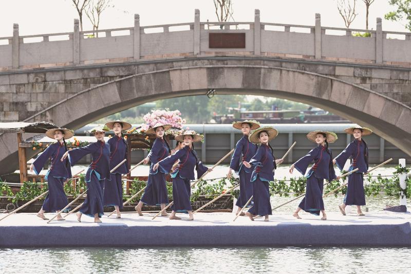 星空体彩官方平台APP：江南古镇的舞蹈艺术季