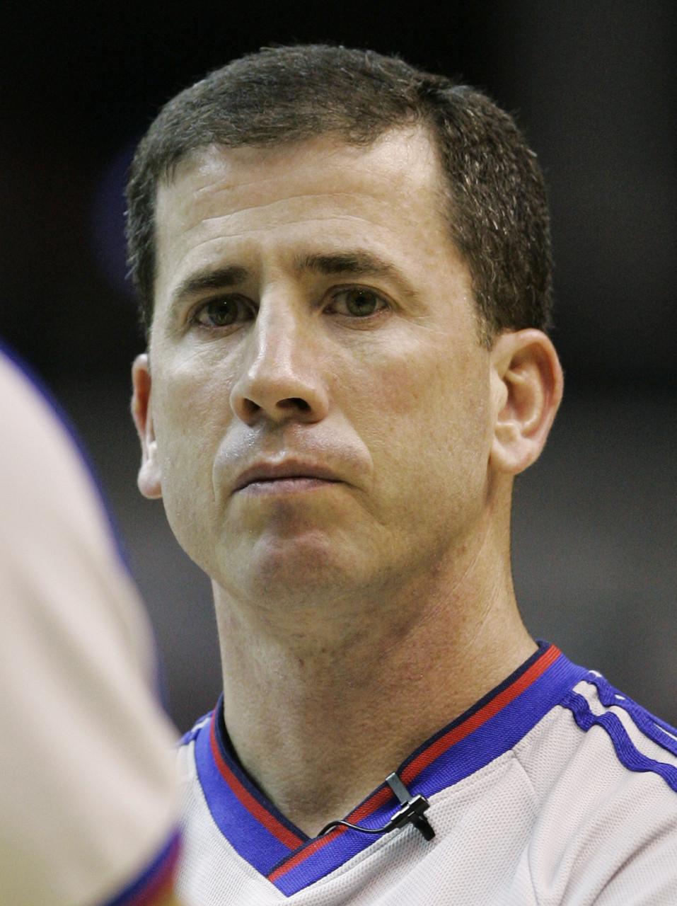 入狱黑哨多纳吉:FBI探员告诉我 这次NBA涉赌的案子遮蔽不住了