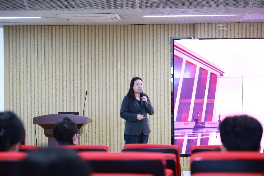 （广州美术学院动画专业专任教师、副教授陈菲仪。摄/梁远浩）