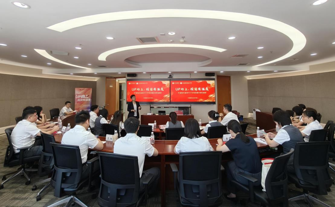 Coldplay Up&Up MV解析 酷玩乐队视觉奇迹揭秘