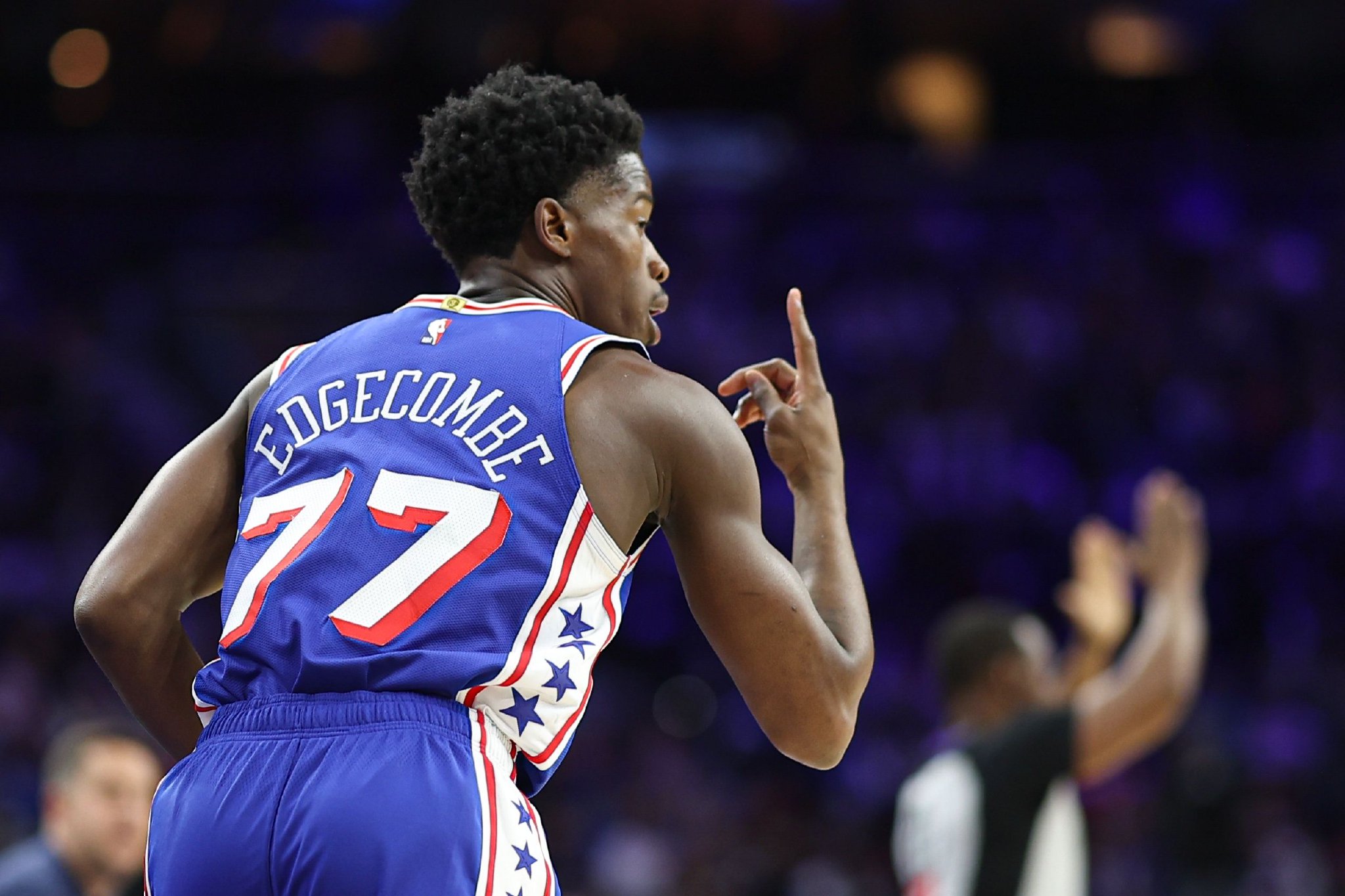 【菜鸟】探花埃奇库姆26分4板7助 状元仅2分 小杨8分钟3中0得1+1