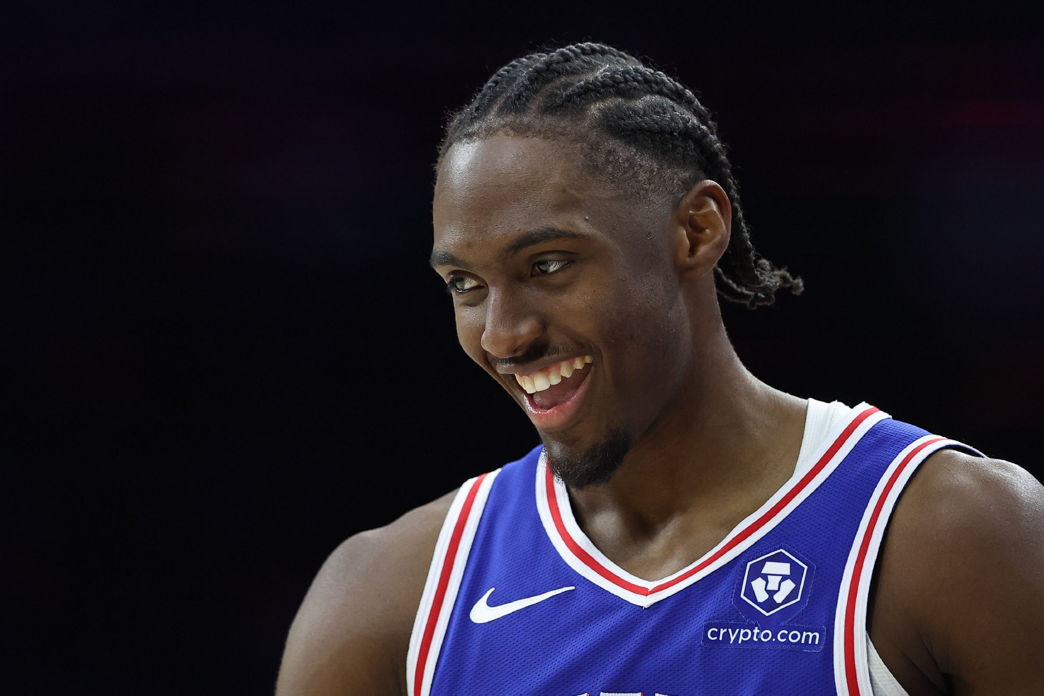 埃奇库姆：与马克西打球特别开心 他太出色了 是真正的领袖