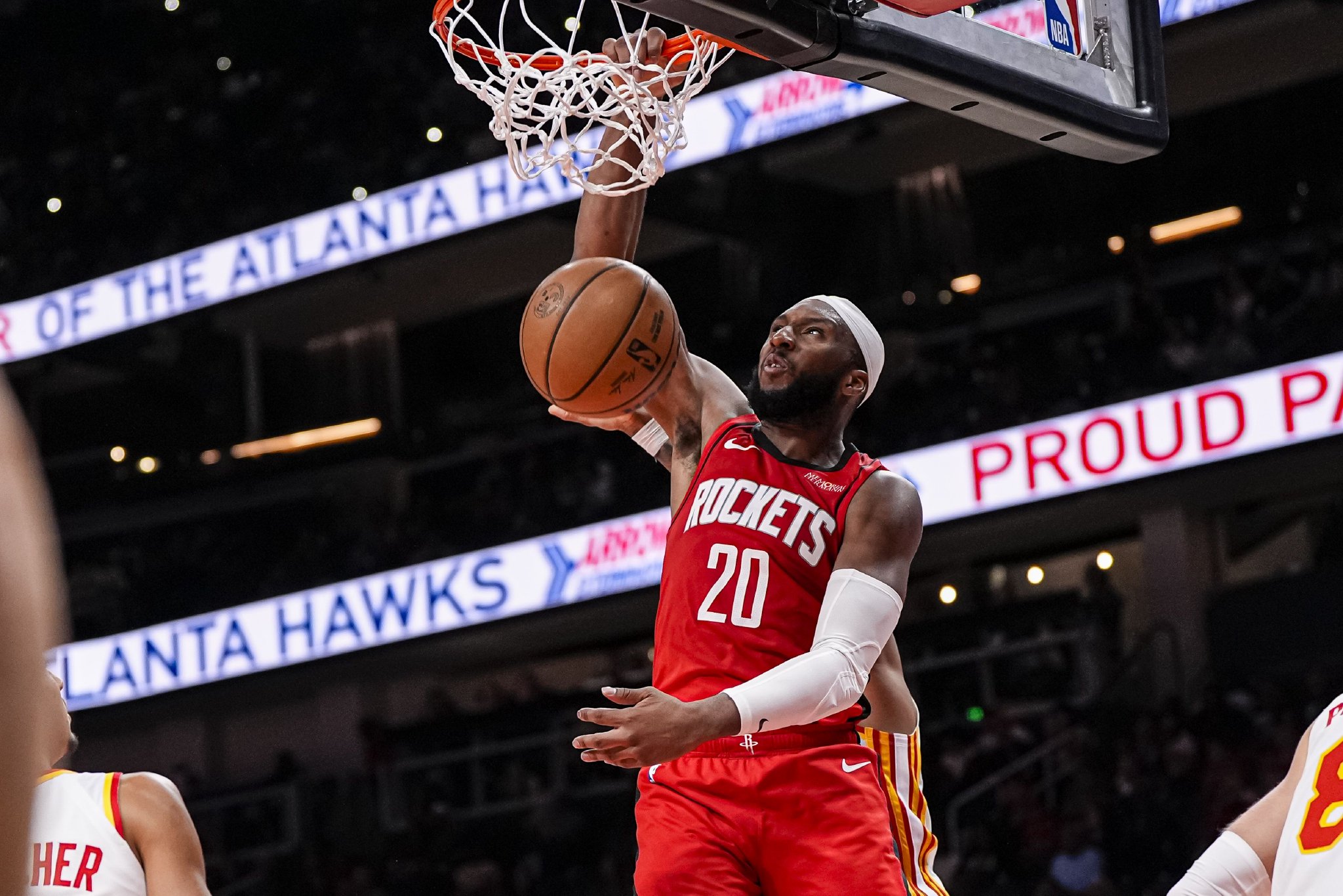 乌度卡:奥科吉很清楚自己的角色 他打法简洁 攻防都能做出贡献