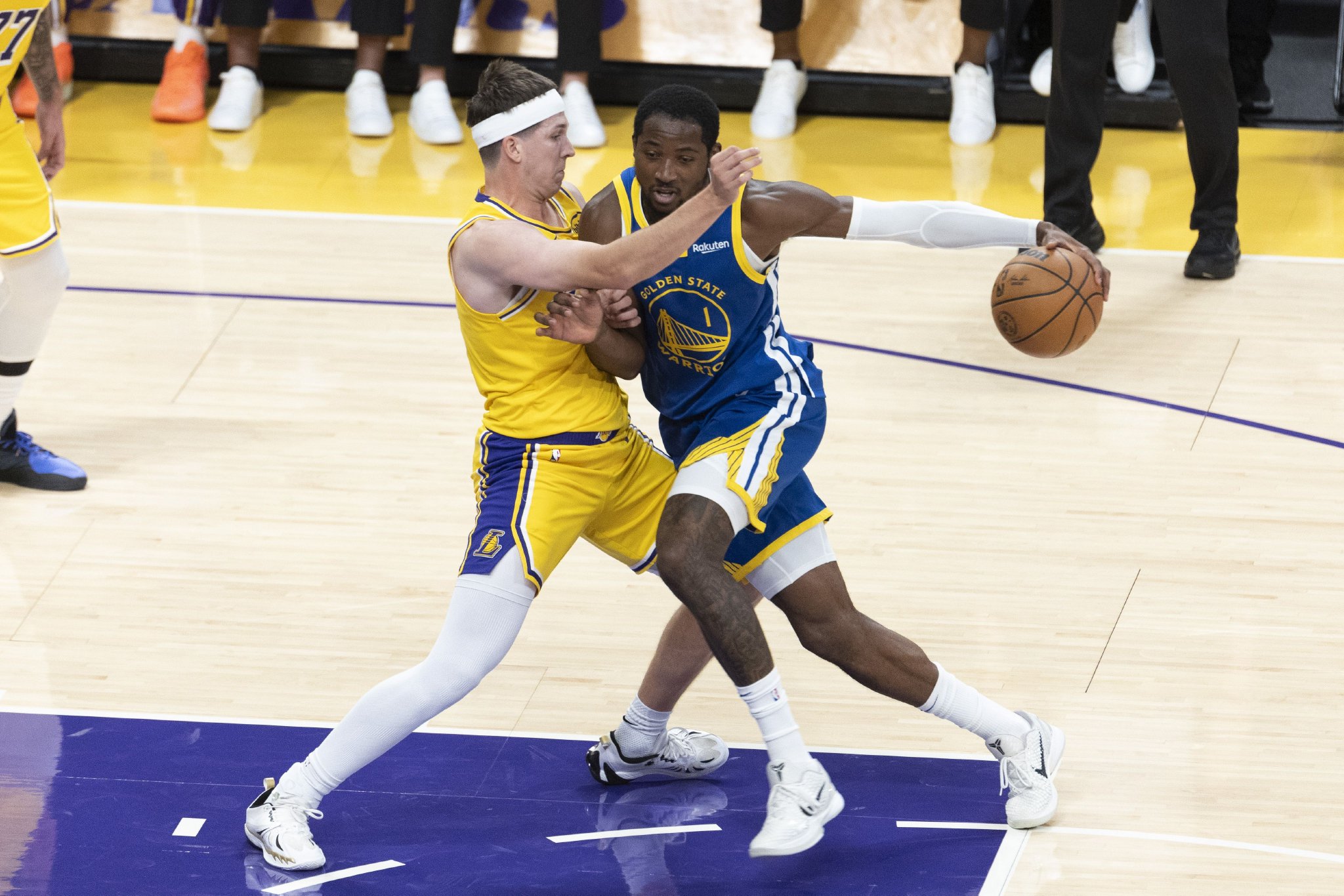 科尔:库明加凭借运动天赋展现出独到之处 这种表现能改变球队