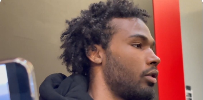 命中5记三分砍22分!伊森:妈妈对我赛前进行心理准备太重要了