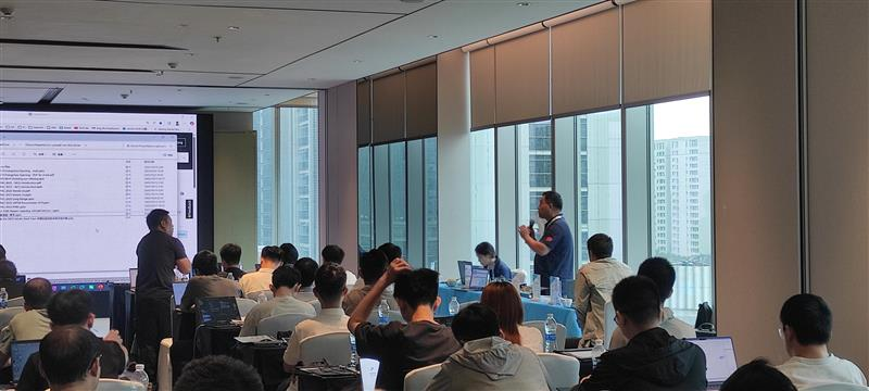 Nordic巡回技术研讨会问答环节,工程师为参会者答疑解难