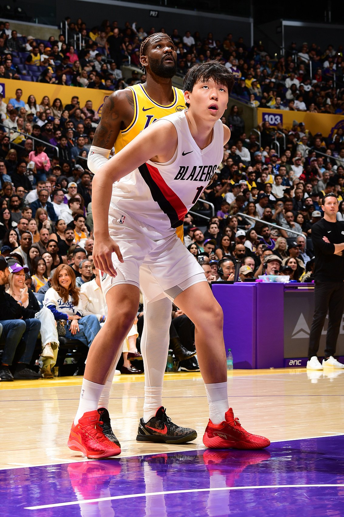 媒体人：弗拉格打31分钟也才拿2分 开拓者应给杨瀚森多点耐心时间