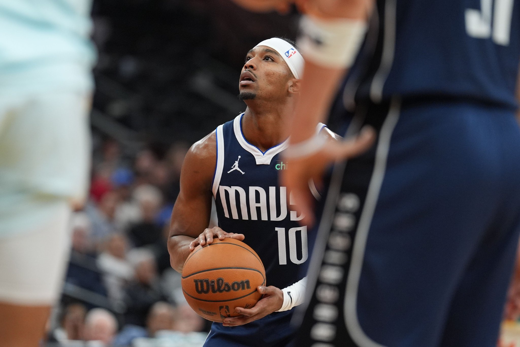 美记:独行侠后卫布兰登-威廉姆斯因持有大麻在机场被捕并遭起诉