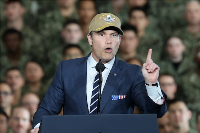 “留胡须,不准出席!”美防长访韩期间,禁止留胡须士兵参加驻韩美军基地活动引争议