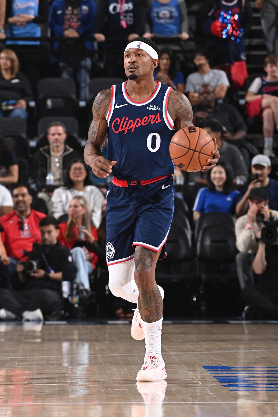 比尔进攻重要性?小卡:他曾差点拿下得分王 是真正的三威胁得分手