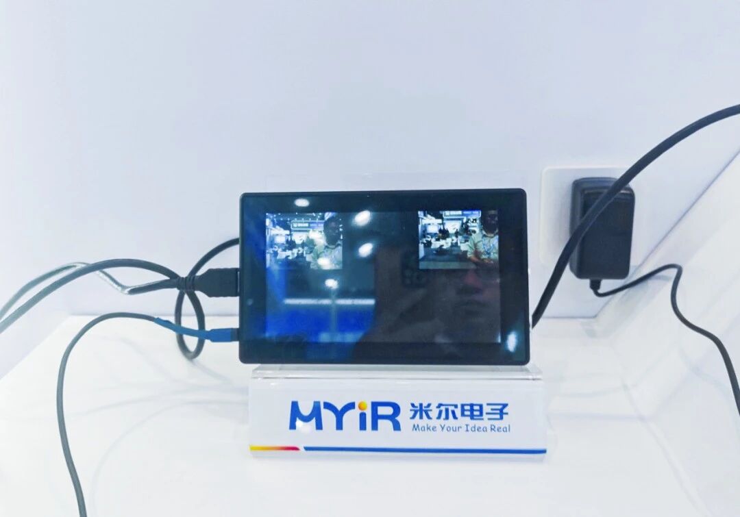 米尔基于安路FPSOC双目机器视觉demo展示