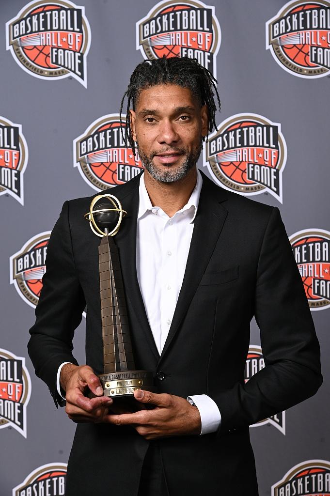 美记:邓肯纪录片《圣克鲁伊走出的少年》本周在奥斯汀电影节上映