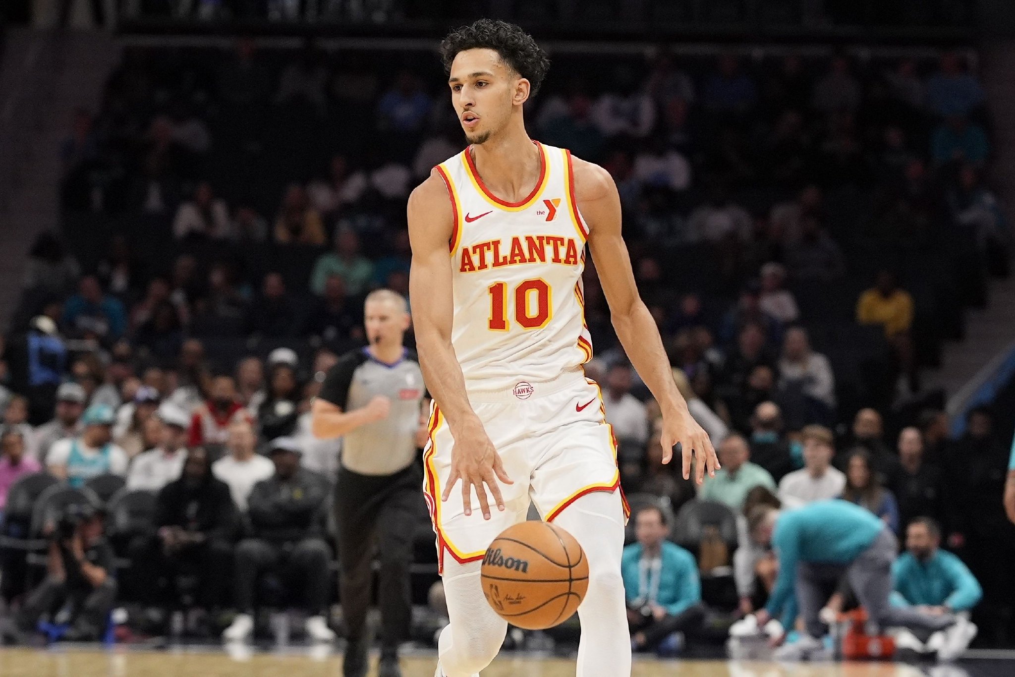 24年状元!老鹰官方:球队执行里萨谢2026-27赛季球队选项