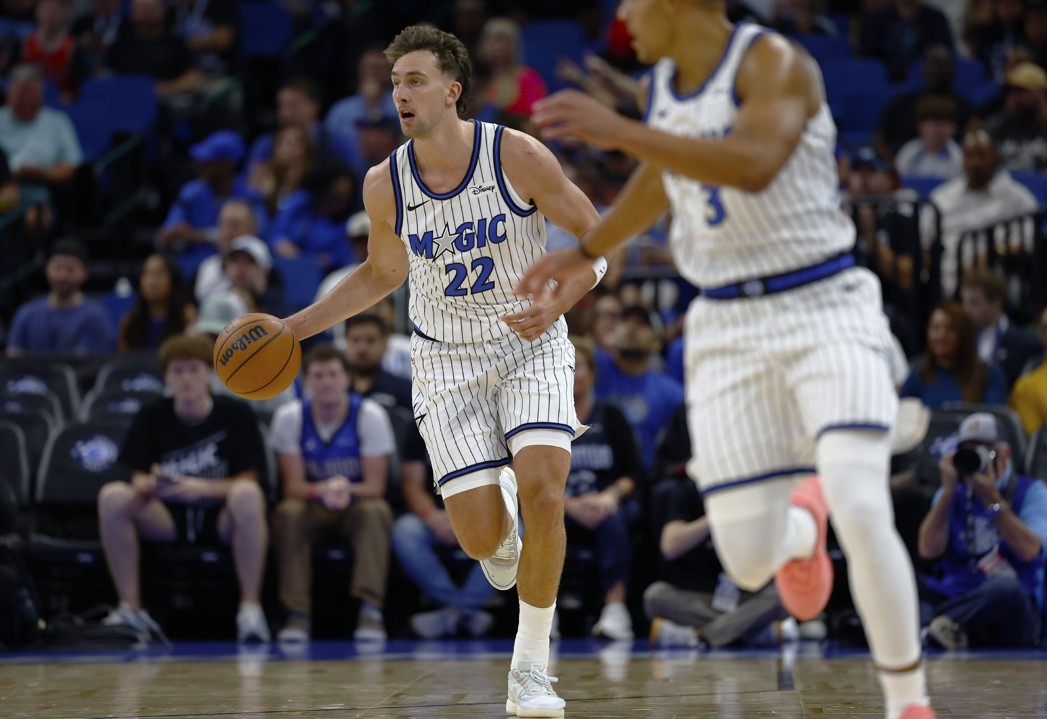 2-4东部第11!记者:对魔术来说战胜黄蜂是一场漂亮且急需的胜利