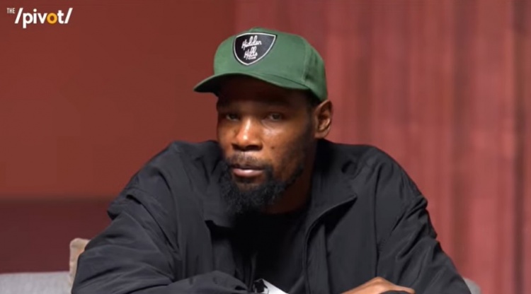 开过小号喷网友吗？KD：开过！为啥？KD：不想让人发现