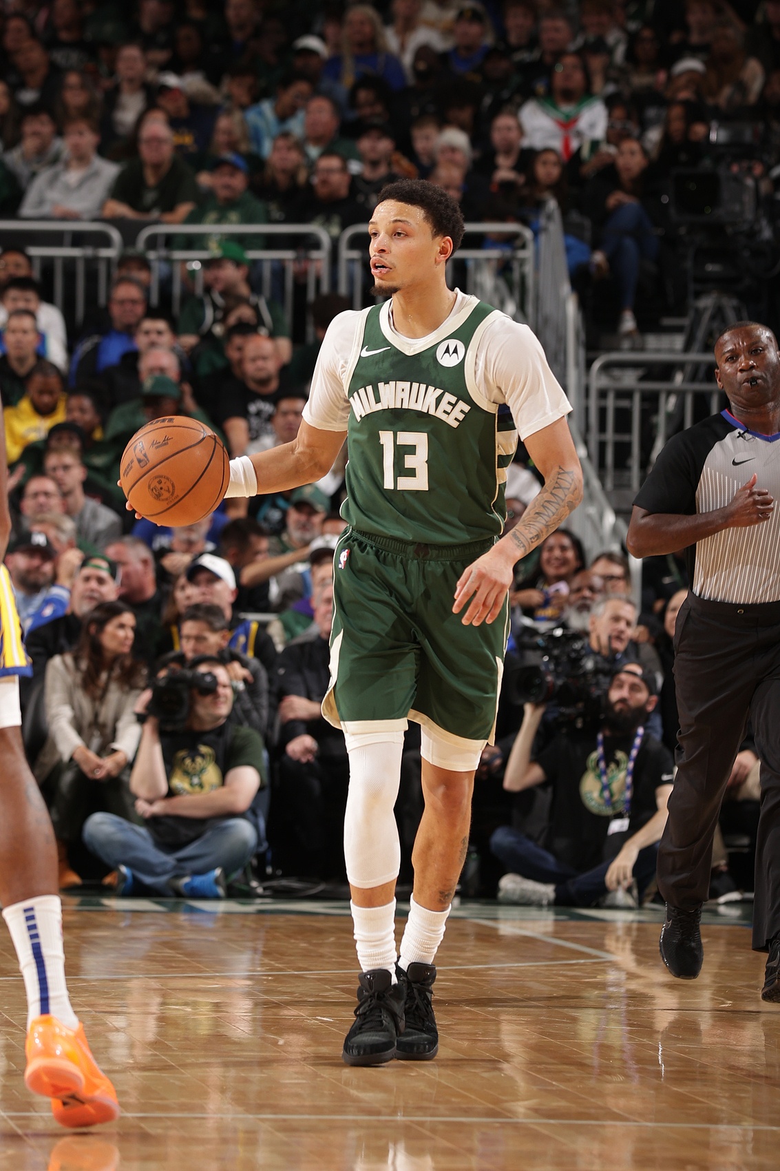 里弗斯:瑞安-罗林斯是个硬汉 我们队都全是这样的斗士