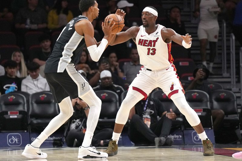 曾令旭:马刺战绩稳定西部前六 文班出勤率达标就是MVP➕DPOY!