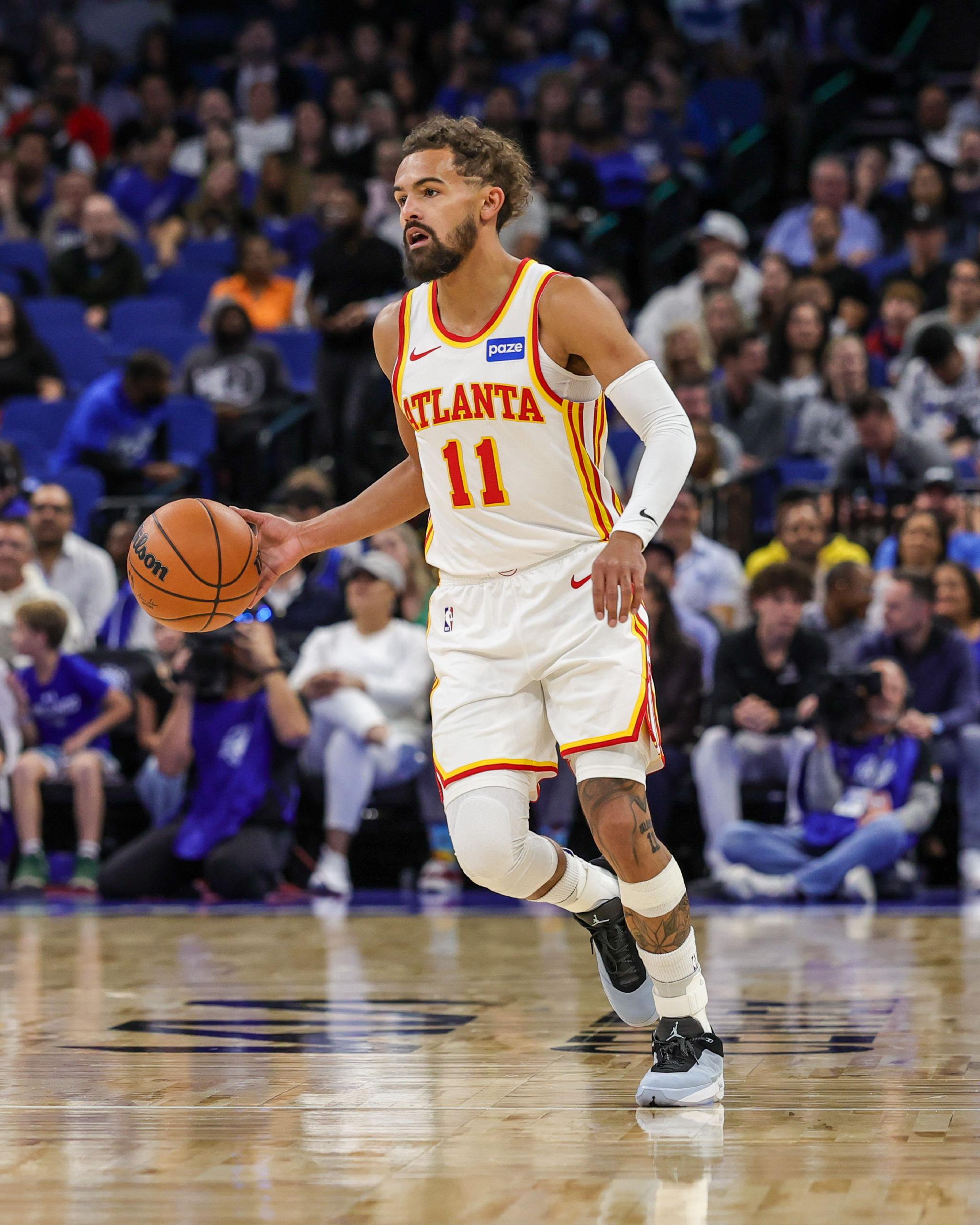 明日NBA杯老鹰VS步行者 特雷-杨因膝盖扭伤将缺席比赛