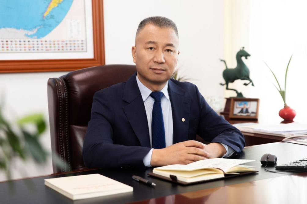 图为西安财金董事长 任纪刚