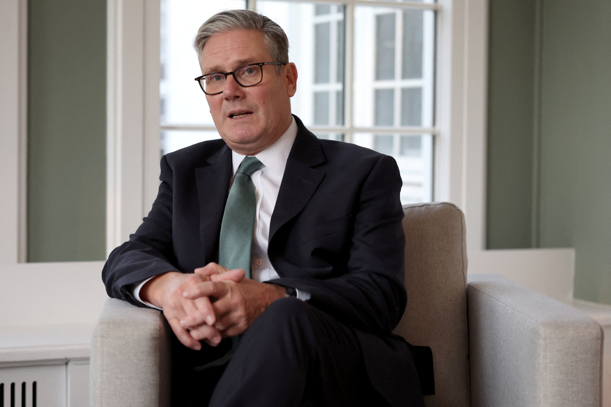 车铣复合刀塔机撞歪了怎么校正（英媒：英国一列火车上发生持刀伤人事件，斯塔默发声）车铣复合刀塔，原创，