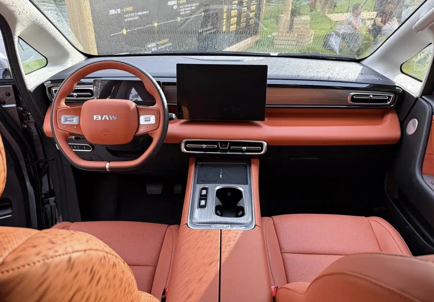 汽车审气在哪里?