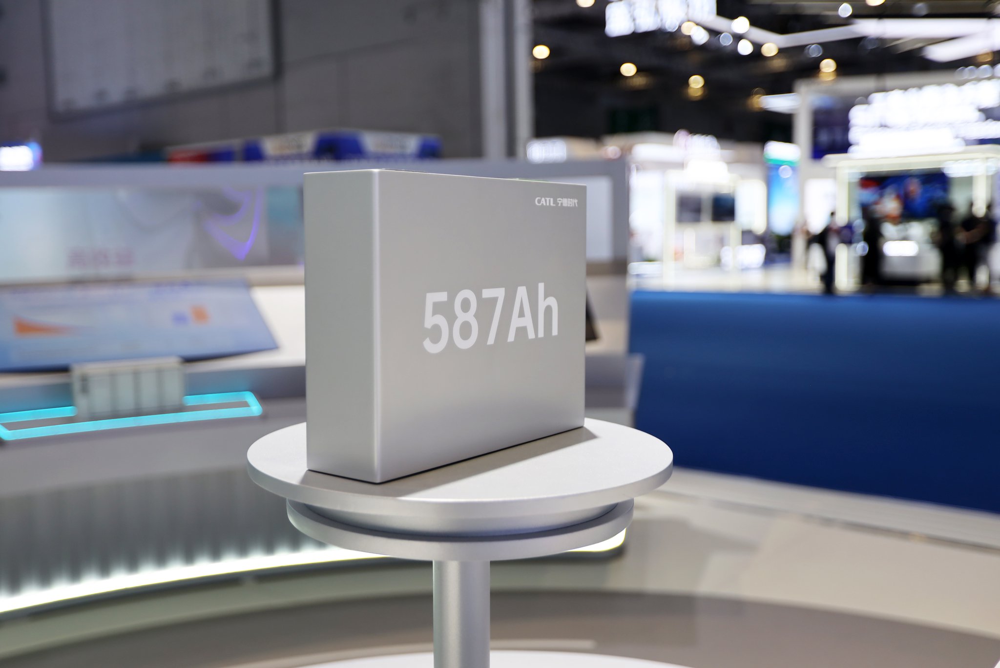 宁德时代行业首款量产587Ah电芯，能量密度达434Wh/L | 图片来源：视觉中国