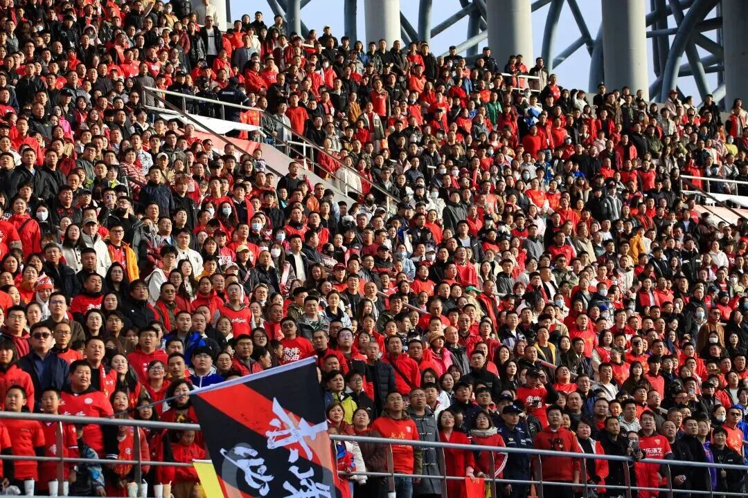 “蒙超”“踢”出一个新样本