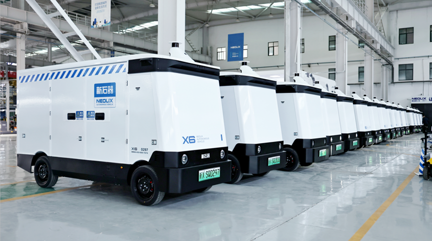 新石器无人配送车X6 图片来源：新石器无人车