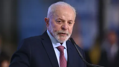 卢拉回应巴西警方剿匪行动致121人死亡：这是场“屠杀”，有必要展开调查