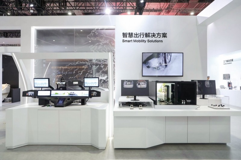 图：松下AI智能座舱系统、松下智能驾驶视觉展示