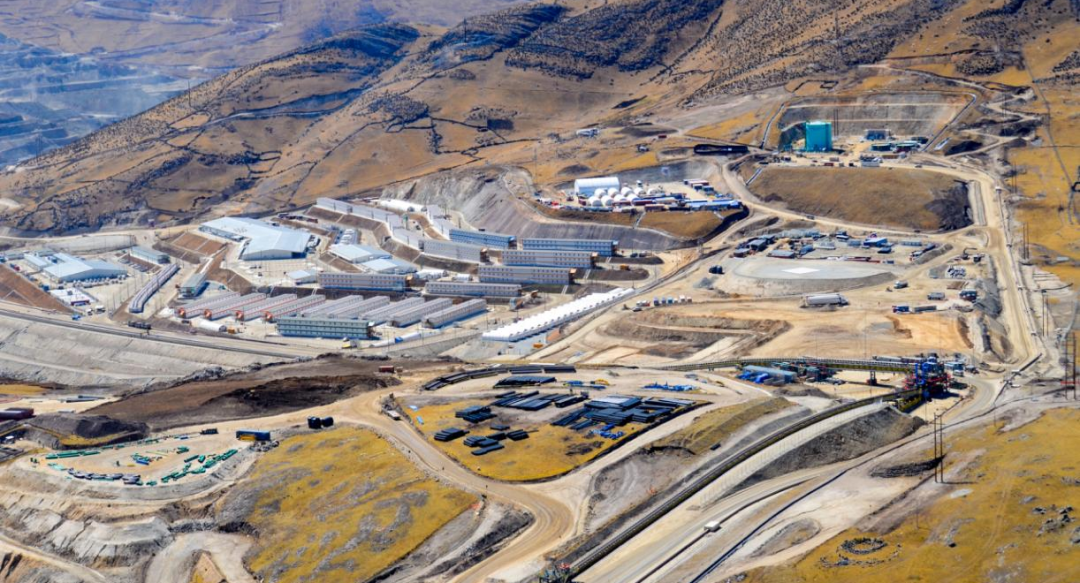 拉斯邦巴斯矿山俯瞰