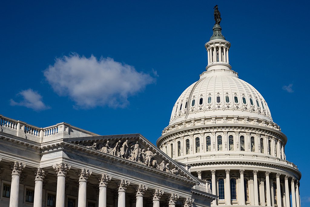 美称政府“停摆”将致美第四季度GDP增长放缓