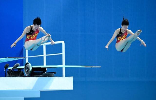 陈艺文/林珊夺得十五运会女子双人3米板金牌|林珊_新浪财经_新浪网