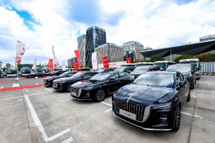 【进博时间】中国一汽为第八届进博会提供服务用车