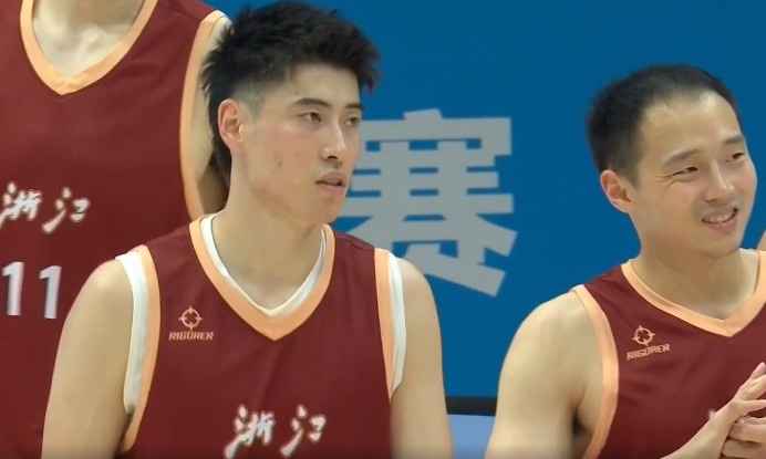 三分没开！程帅澎14中6&7罚全中砍19分6板3助3断 三分6中0