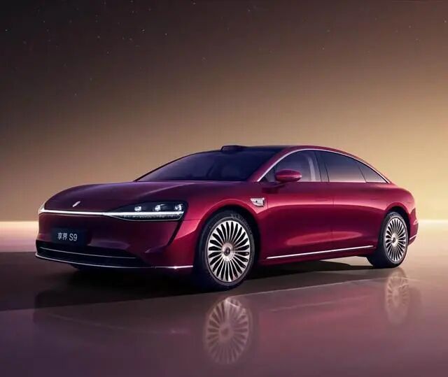 享界S9改款车型震撼登场：全新视觉标识引领品牌升级，重塑豪华出行新体验