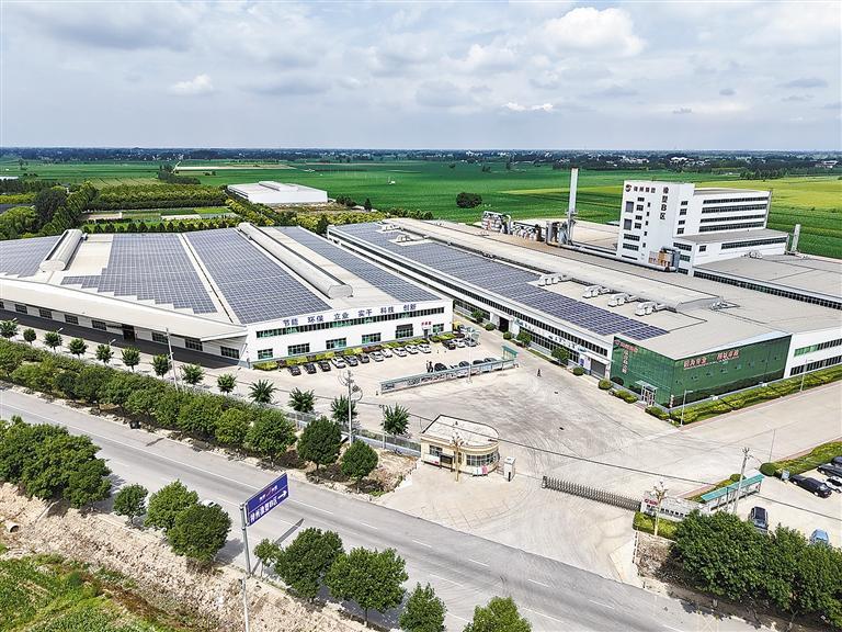 大城县神州节能科技集团有限公司获河北省“绿色工厂”荣誉称号。（资料片）本报记者 李泳辰 摄