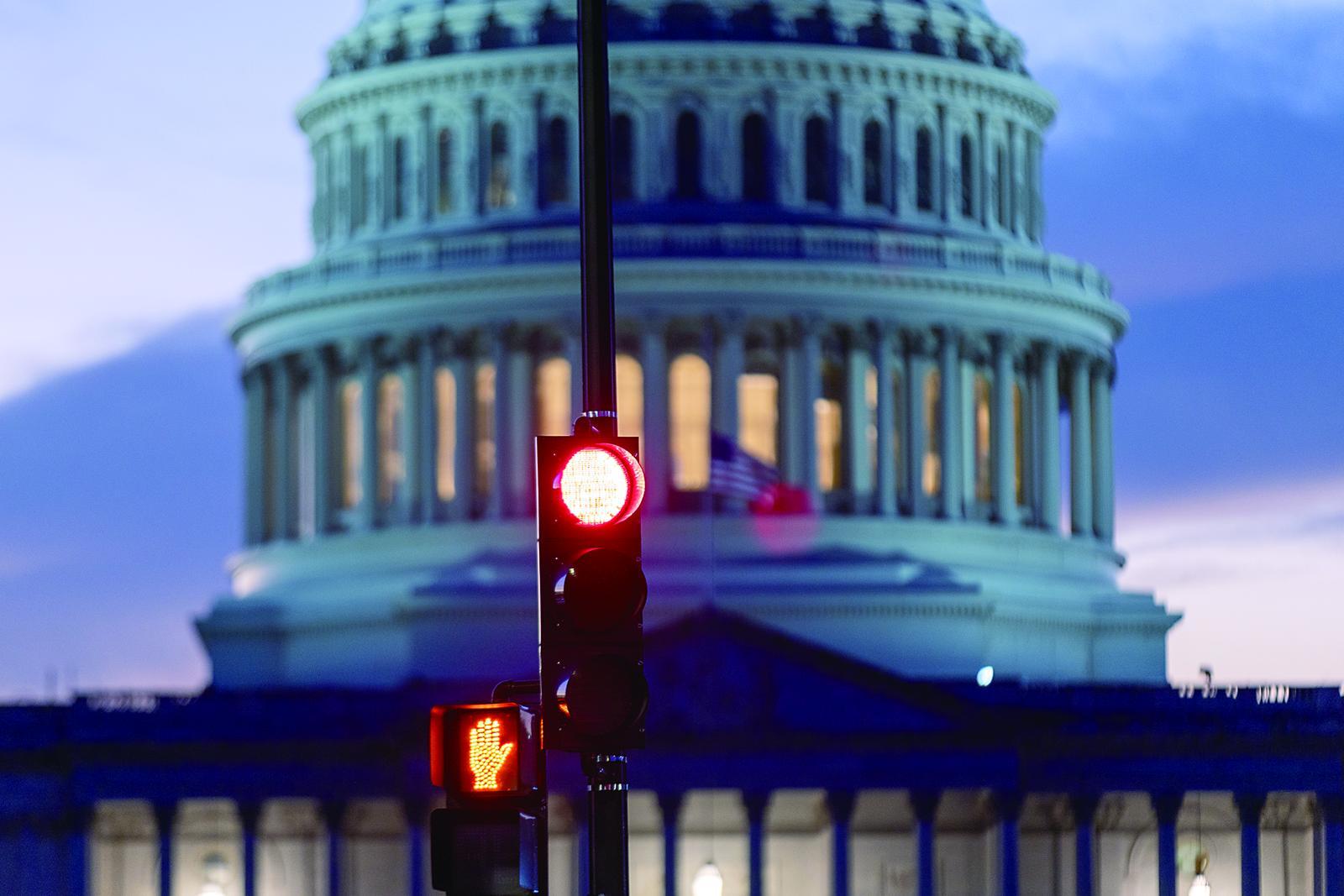 美國最長“停擺”結(jié)束 明年1月恐再次“停擺”
