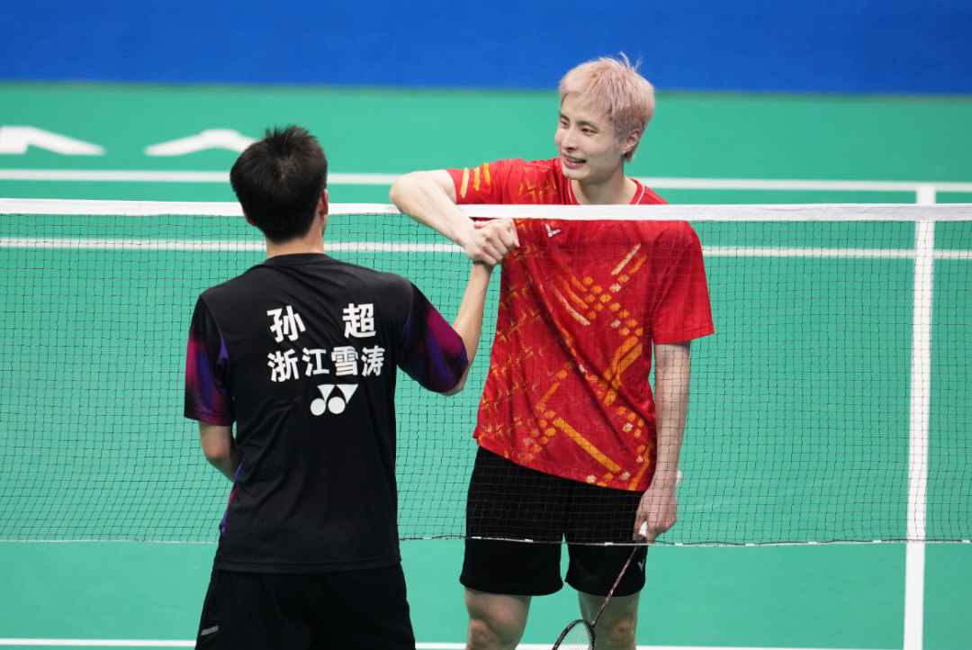 鏖战94分钟获胜 被冲击的石宇奇点赞年轻人