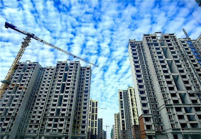 咸阳秦风佳苑安居小区项目14栋楼主体工程通过验收