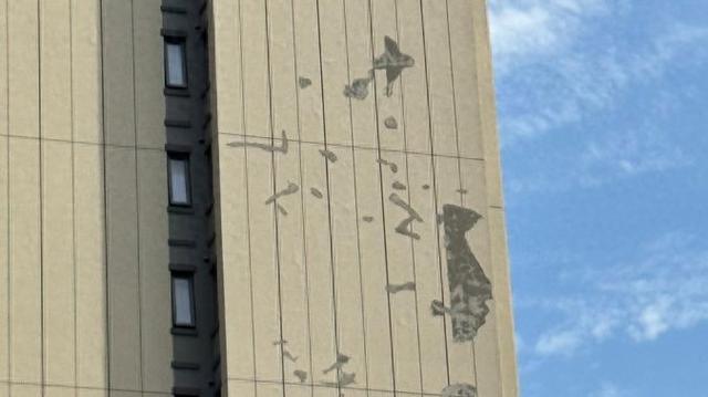 “700多萬(wàn)買(mǎi)的房，竟成這樣！”滬上熱門(mén)新樓盤(pán)，業(yè)主直呼“滿(mǎn)目大瘡疤”