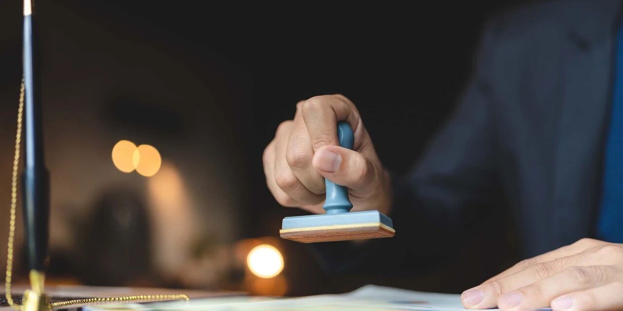 利用网络二手平台售卖涉军物品？这些违法交易要不得