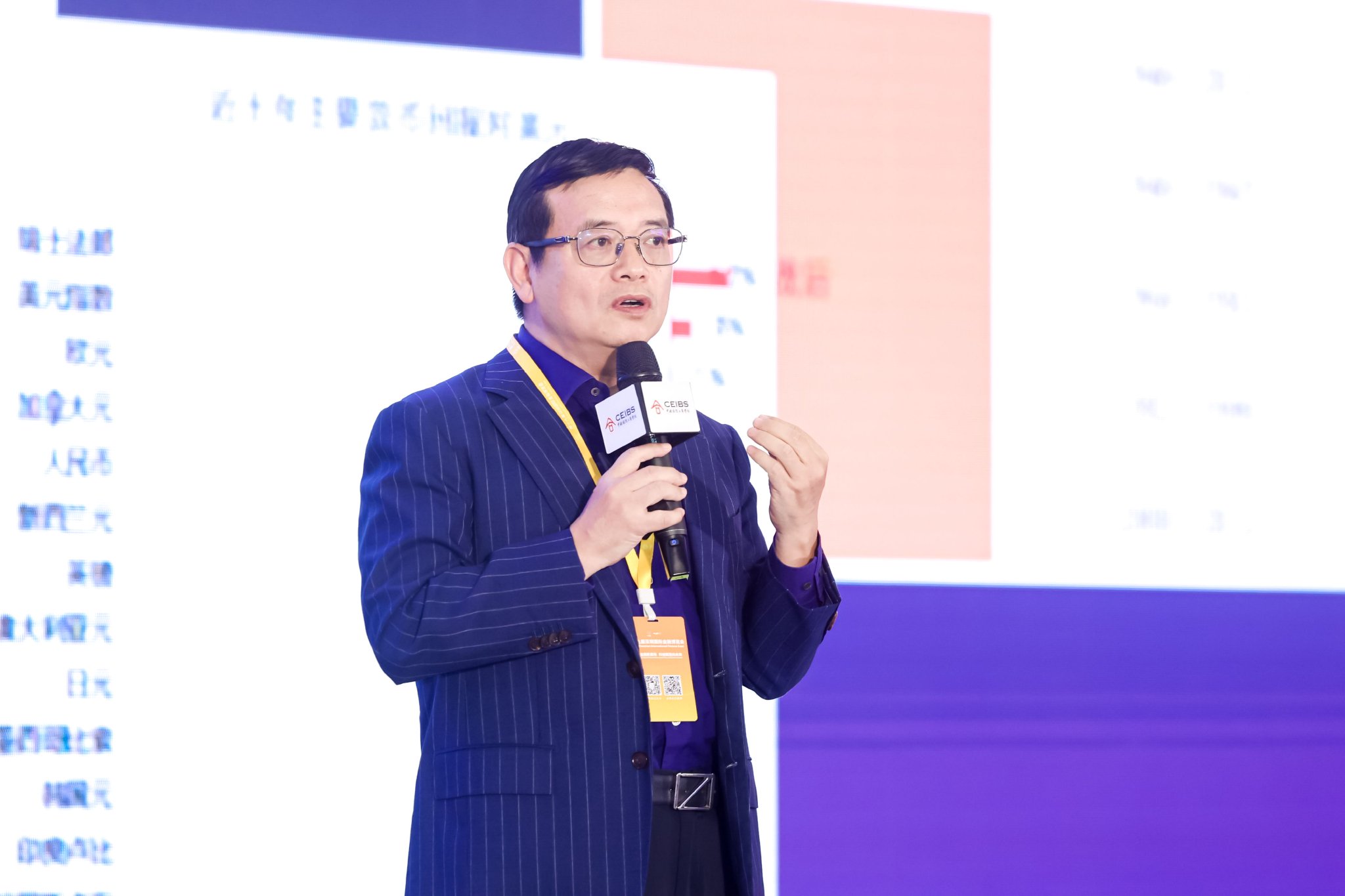 但斌：积极把握AI相关投资机会|但斌_新浪财经_新浪网