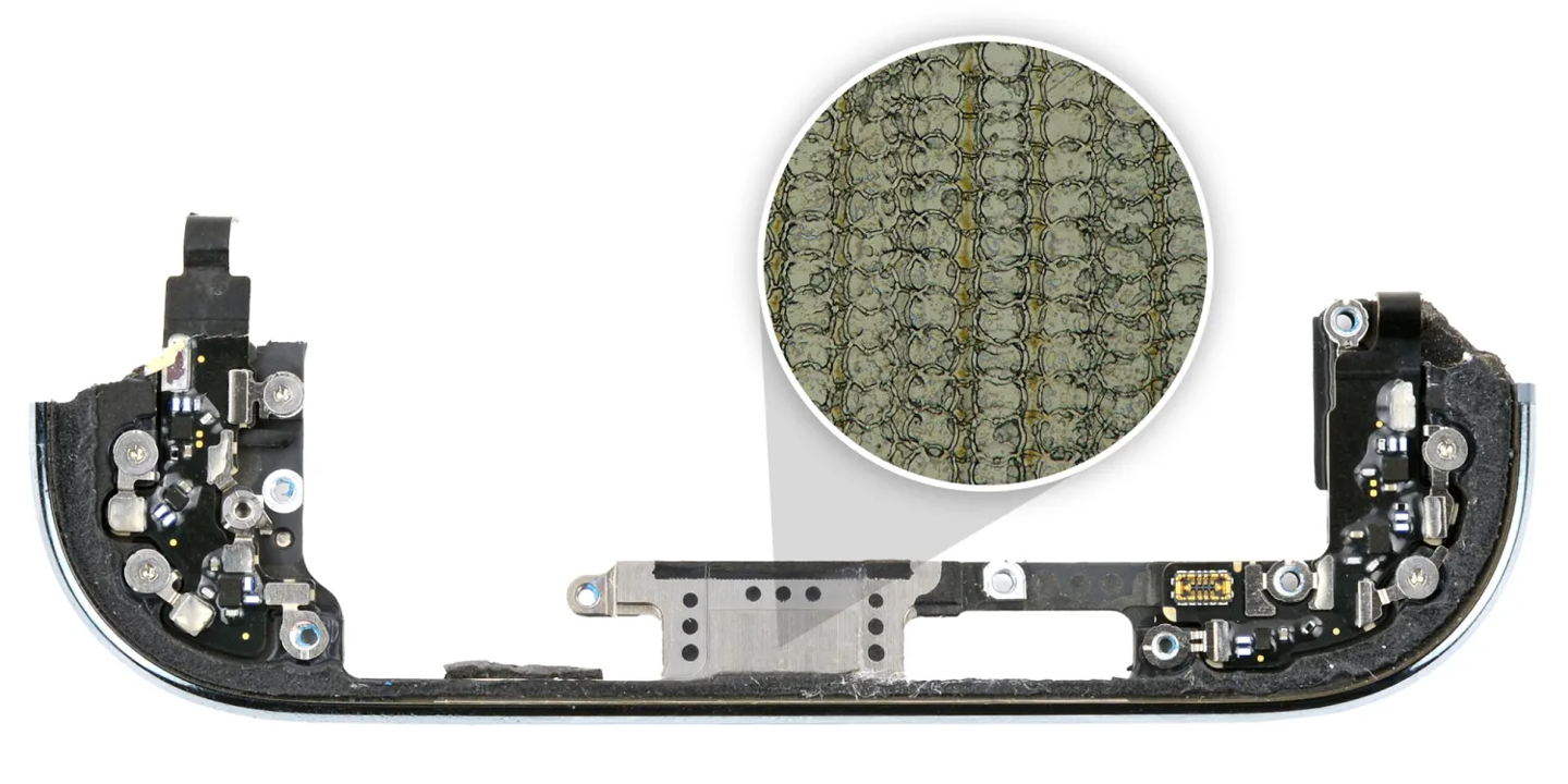 iPhone Air 的 USB-C 接口