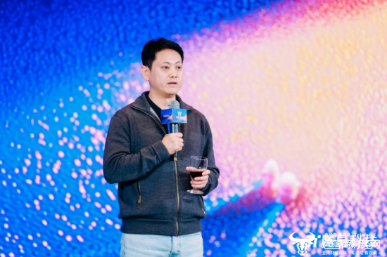 腾易科技总裁杨永峰