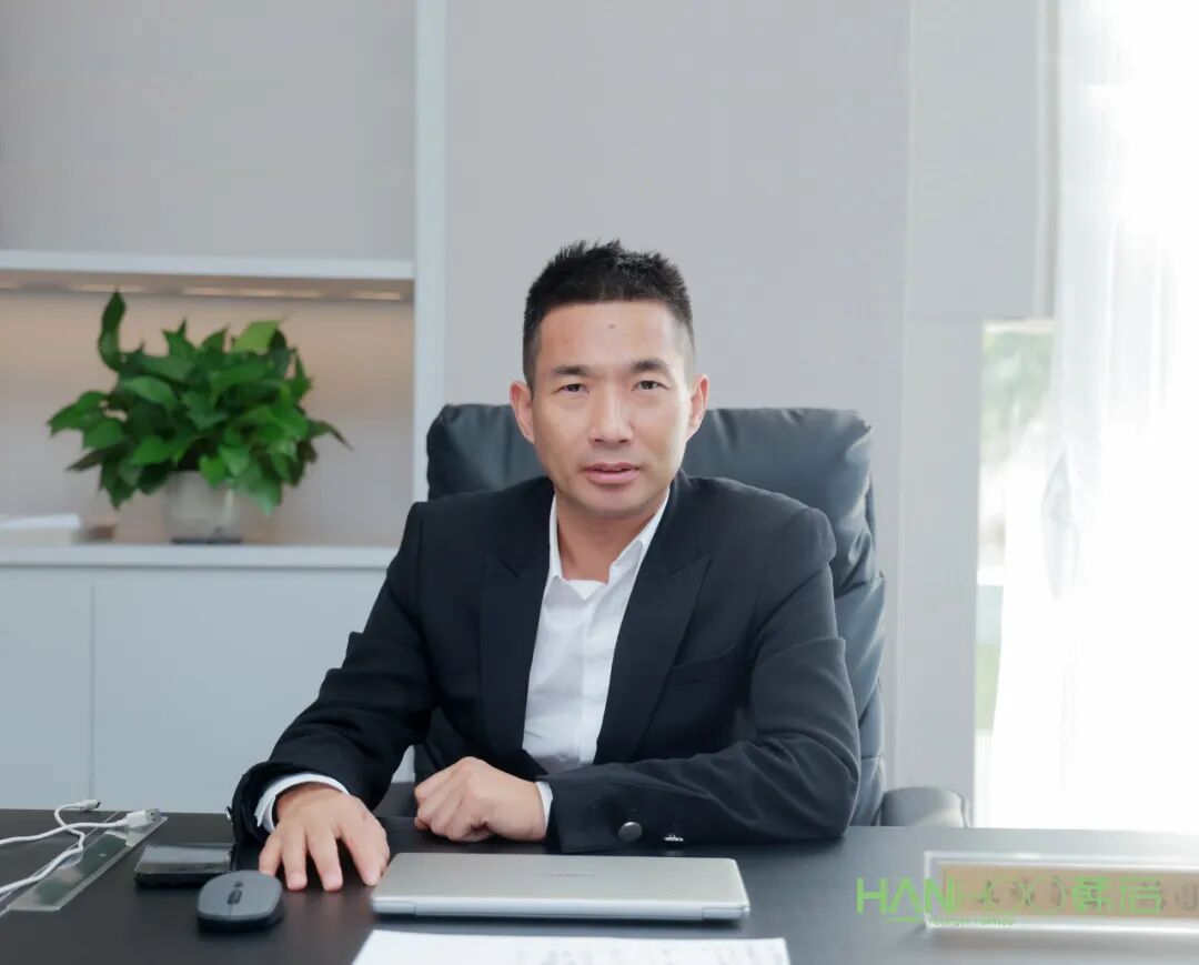 韩后创始人王国安:还清15亿债务,我当着全体员工嚎啕大哭