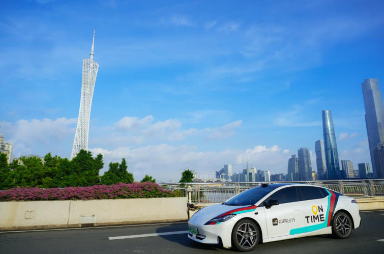 如祺出行智驾数据采集车在开展常态化运营的同时合规地采集道路环境和司机驾驶行为数据。如祺出行供图