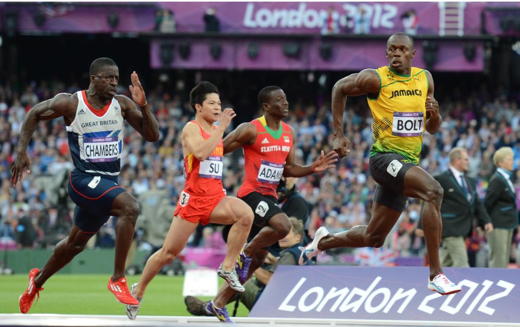 2012年8月5日，苏炳添（左二）在2012年伦敦奥运会男子100米半决赛比赛中。新华社记者 杨磊 摄